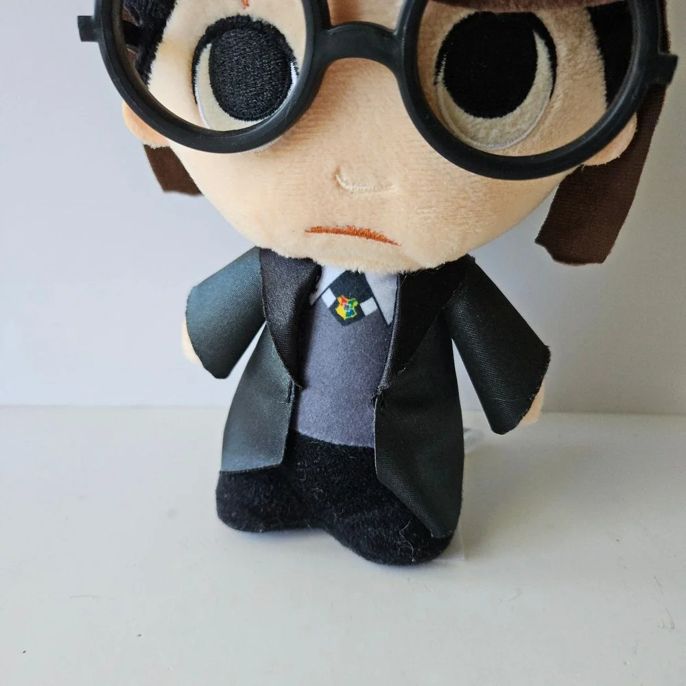 Funko Wizarding World HARRY POTTER in Sorting Hat 11in Plush